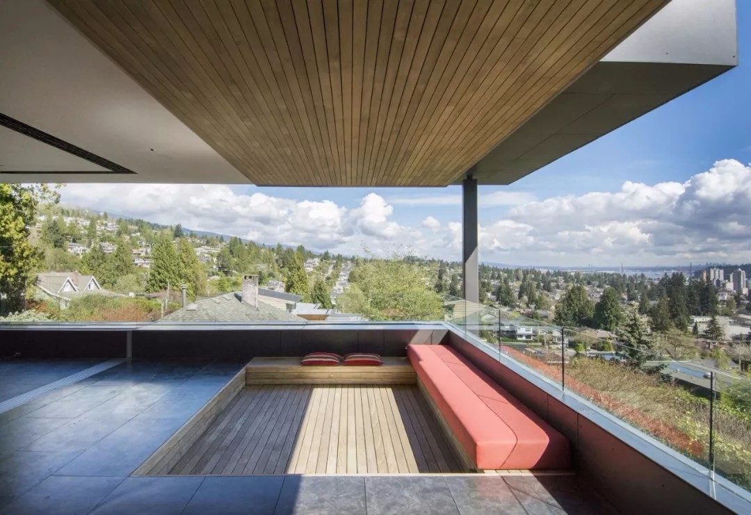 container villa with pool