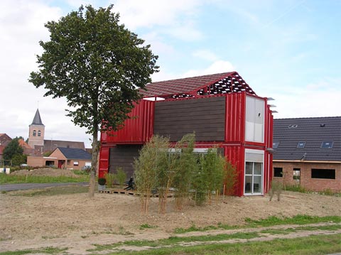 Shipping Container Home: Red House Lille