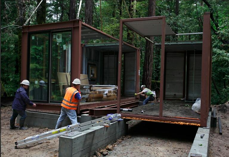 sea container homes in the mountains