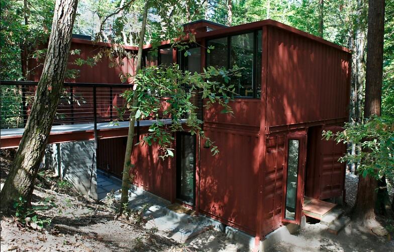 sea container homes in the mountains