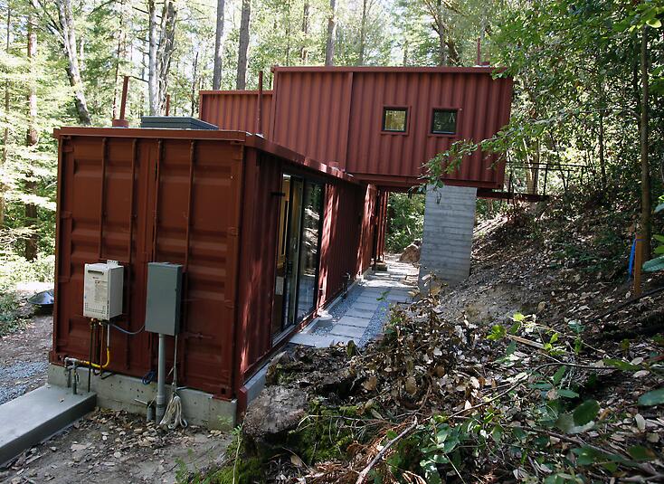 sea container homes in the mountains