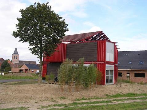 a House Out of Shipping Containers