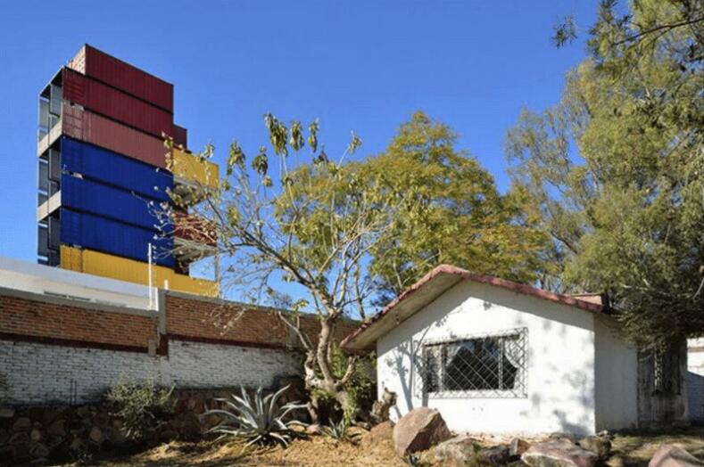 SHIPPING CONTAINER APARTMENTS