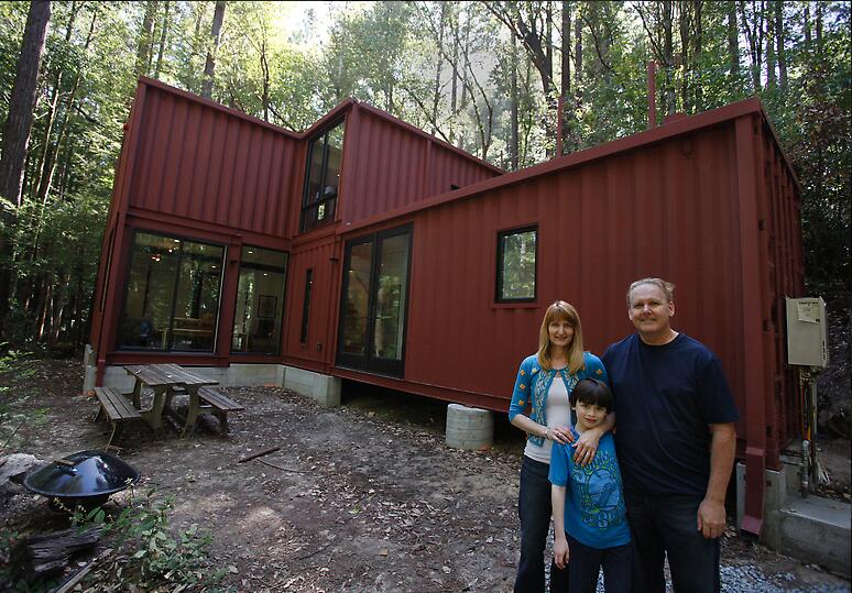 sea container homes in the mountains